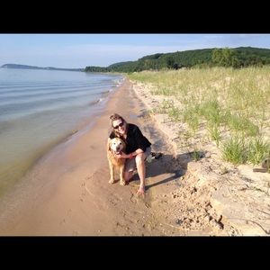 Meet your Posher, Alyce